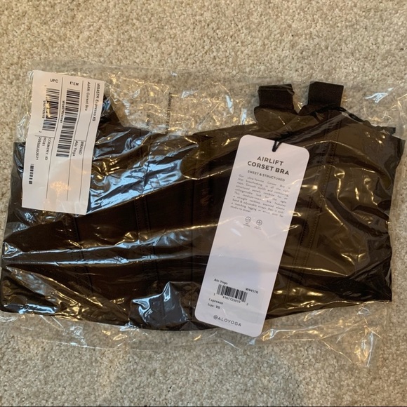 ALO Yoga 2 Piece Set! Corset bra + 7/8 Airlift Corset Legging - Picture 5 of 9